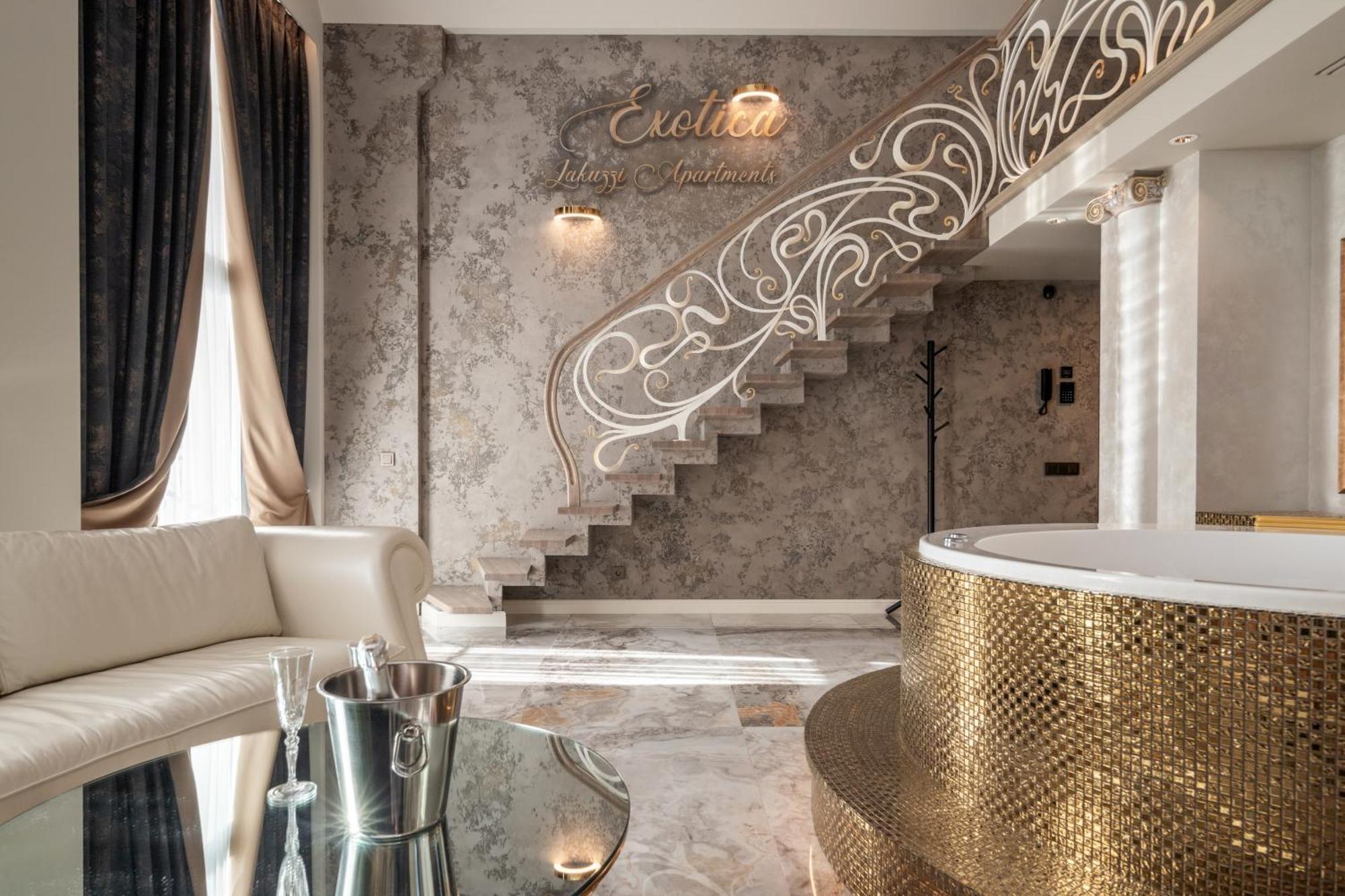 Jacuzzi Exotica Apartment Klaipėda Eksteriør bilde